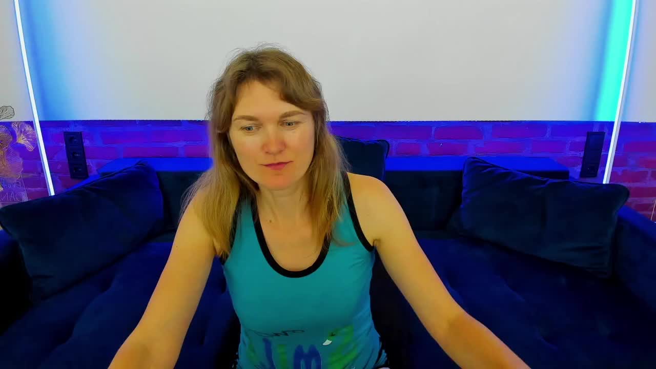 Annabel-xxx Adult Chat November 23, 2025