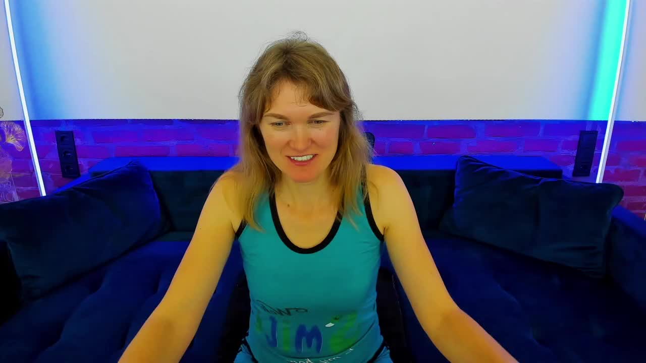 Annabel-xxx Adult Chat November 23, 2025