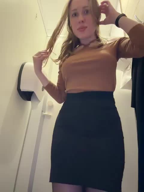 LiiBaby Adult Chat November 23, 2025