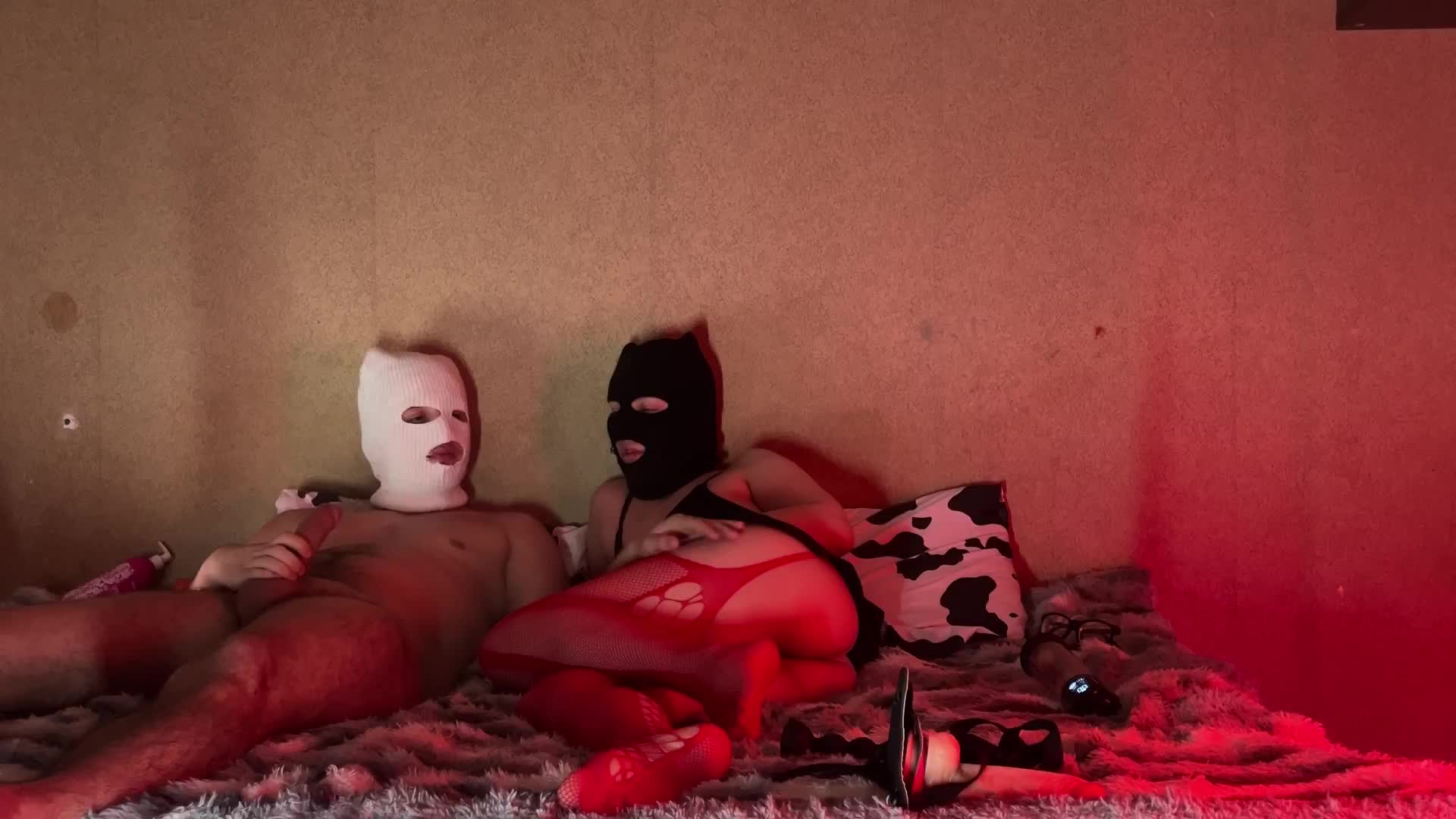 Perk-Twerk Adult Chat November 23, 2025