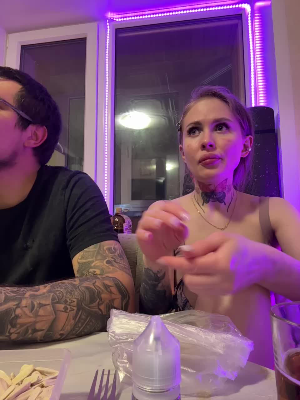 Letti28 Adult Chat November 23, 2025