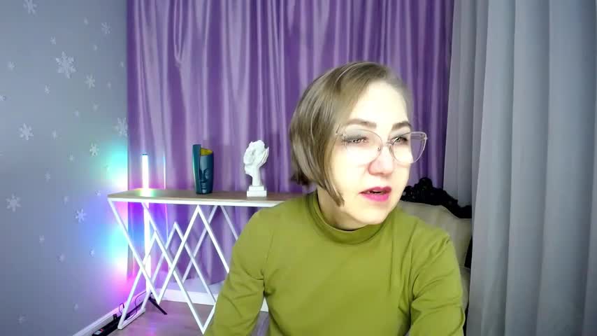 queen_a_n_i Adult Chat November 23, 2025