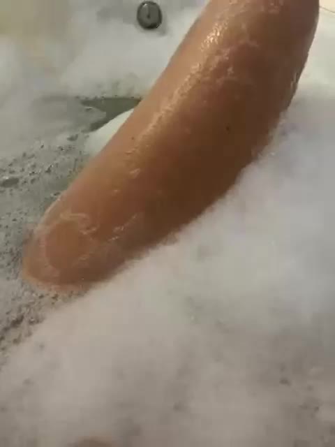 Chikipikin Adult Chat November 24, 2025