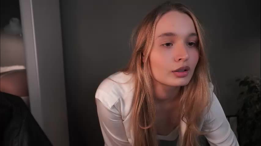 lisa_schiele Adult Chat November 24, 2025