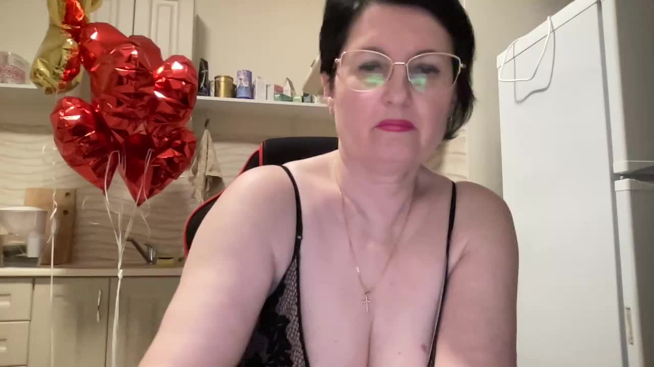 HotMilfPussy Adult Chat November 24, 2025