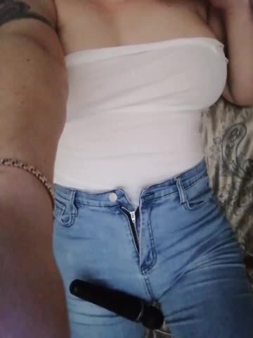 -Tiffany- Adult Chat November 24, 2025