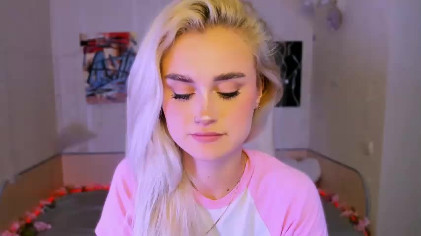 Ravenaaaa Adult Chat November 24, 2025