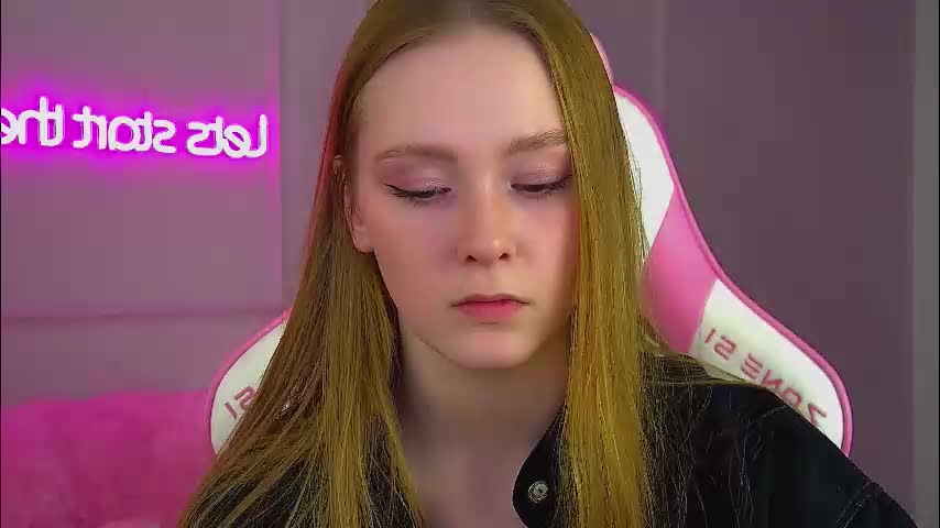 agatafoxley Adult Chat November 24, 2025