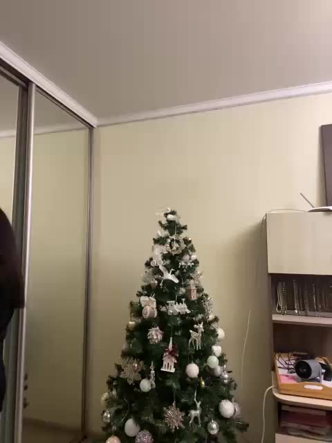 AB_runette Adult Chat November 24, 2025