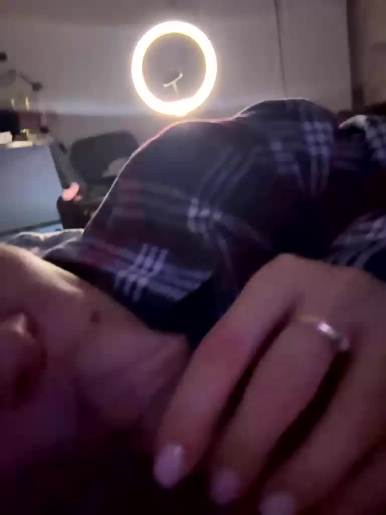 VIP17CoupleDream Adult Chat November 24, 2025