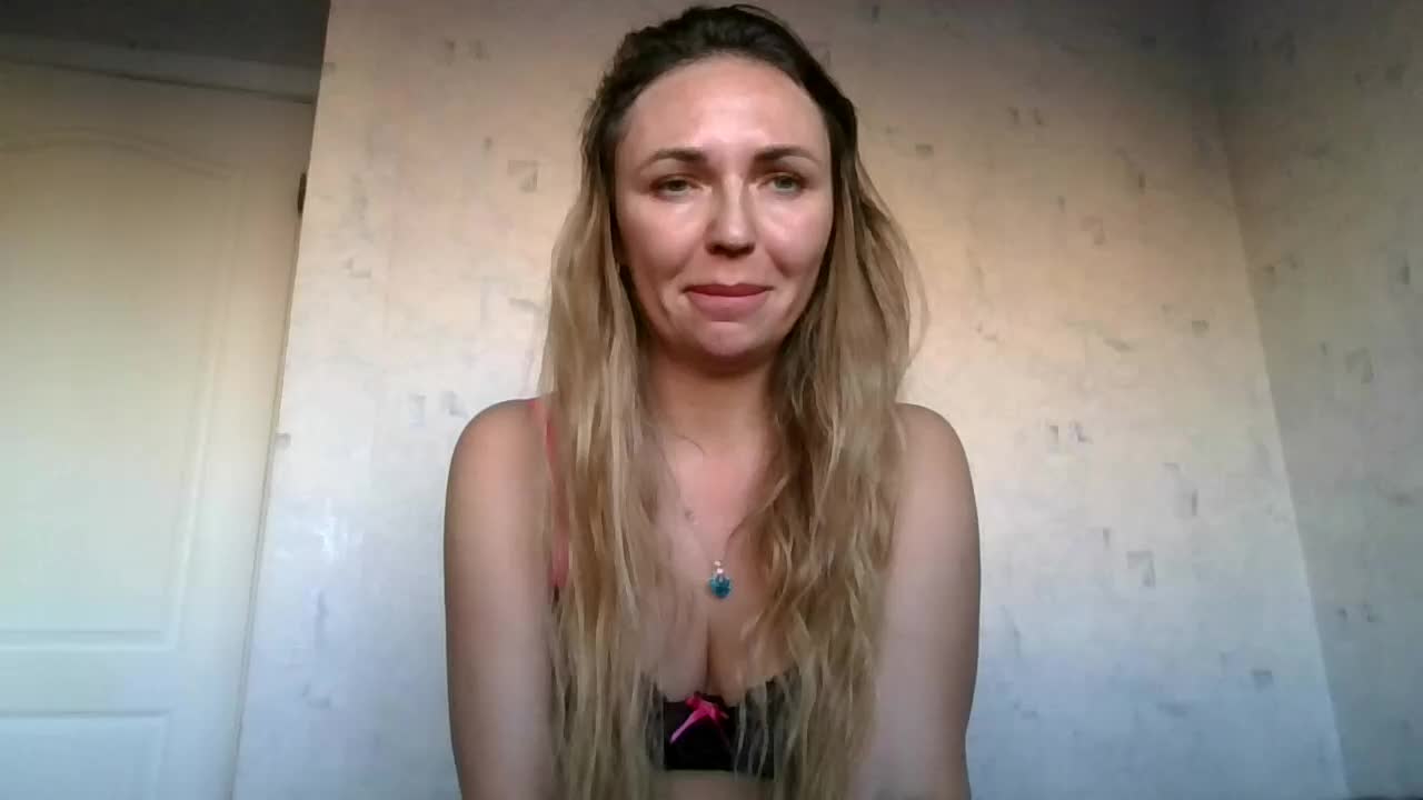 CuteAngelina Adult Chat November 24, 2025