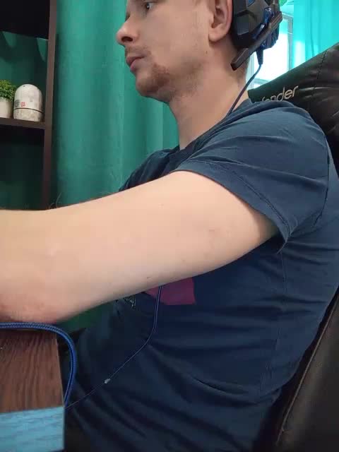 Niki233221 Adult Chat November 24, 2025