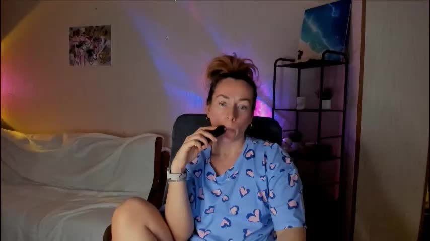 save_the_qween Adult Chat November 24, 2025