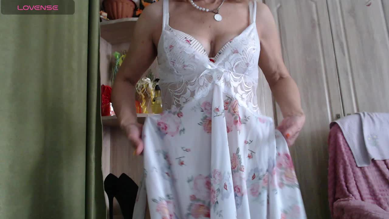 VILENIKA Adult Chat November 24, 2025