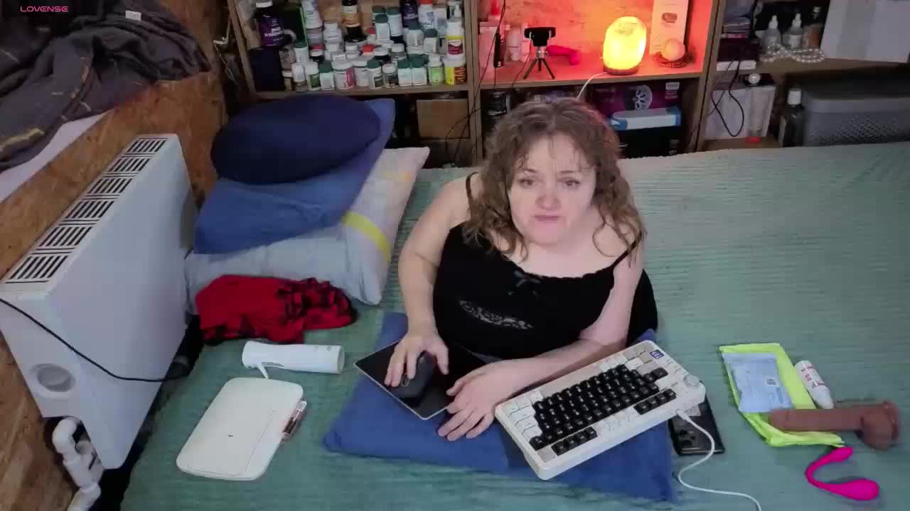 MiniNatali Adult Chat November 24, 2025