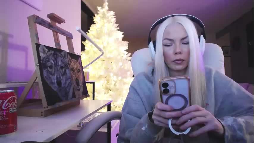 tinykylie Adult Chat November 24, 2025