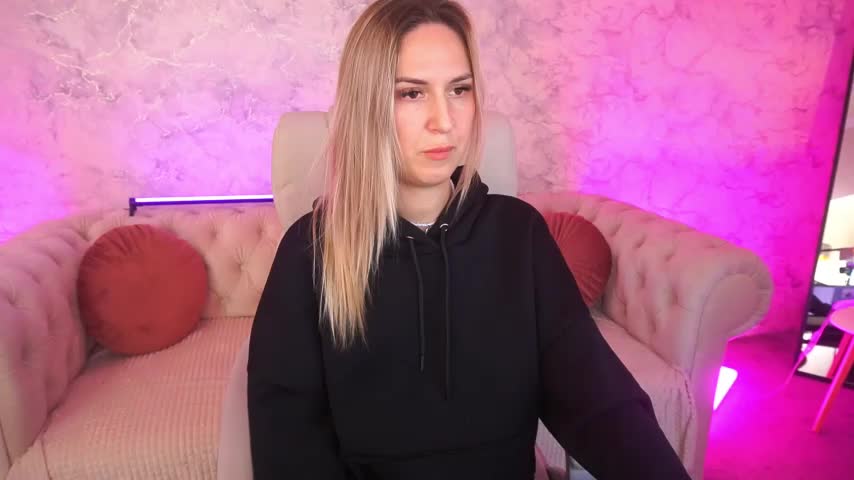 LovelyMollyy Adult Chat November 24, 2025