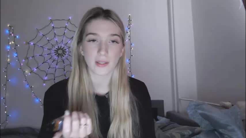 honeyveil Adult Chat November 24, 2025