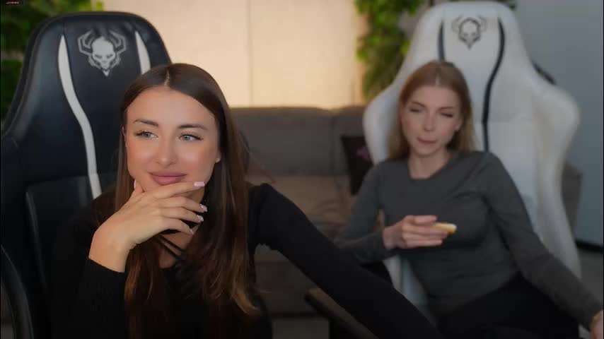 sweetdesiree_ Adult Chat November 25, 2025