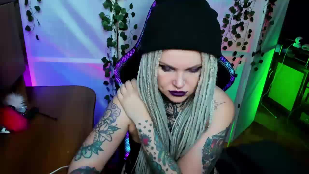 HellGa Adult Chat November 25, 2025