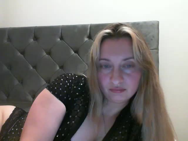 RuslanaFlower Adult Chat November 25, 2025