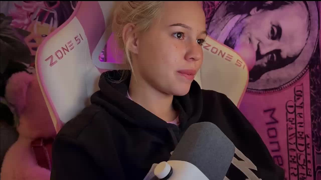 dikidii Adult Chat November 25, 2025