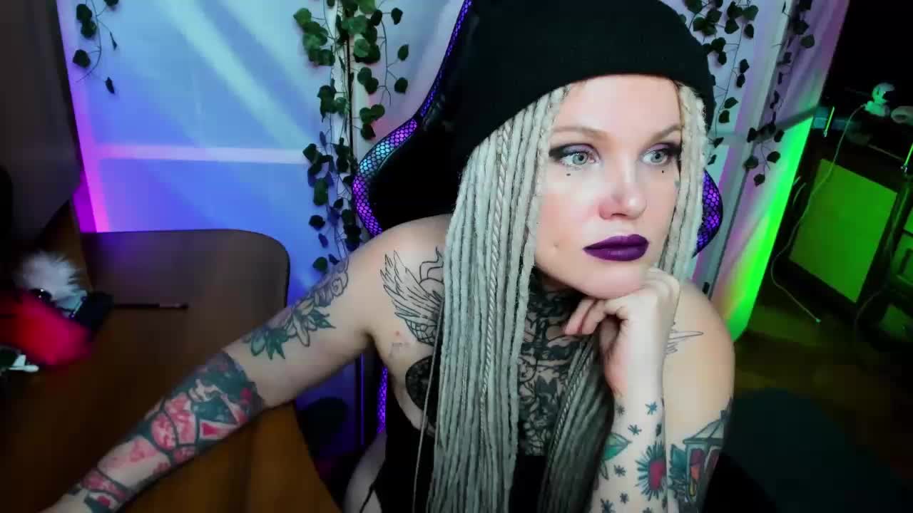 HellGa Adult Chat November 25, 2025