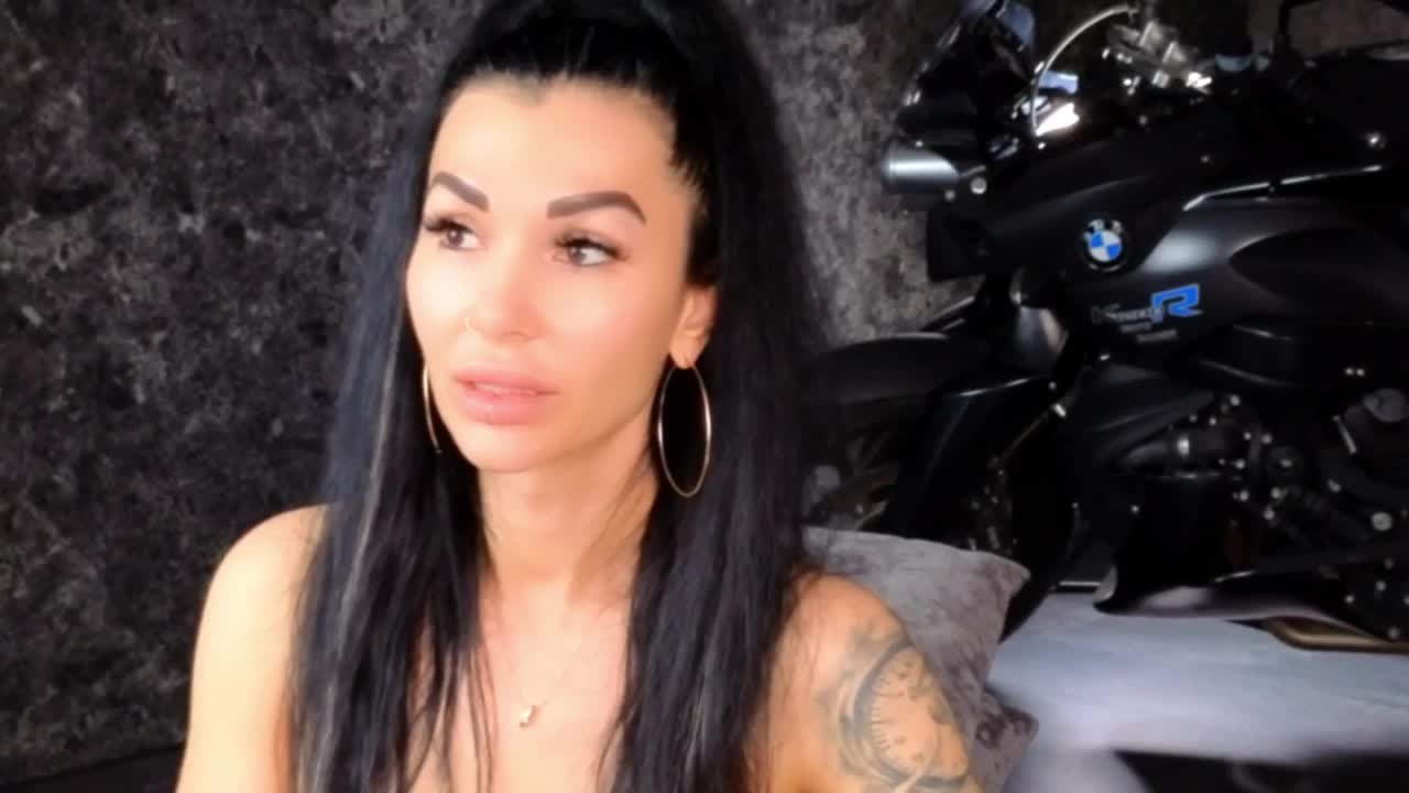 -BABAYAGA- Adult Chat November 25, 2025