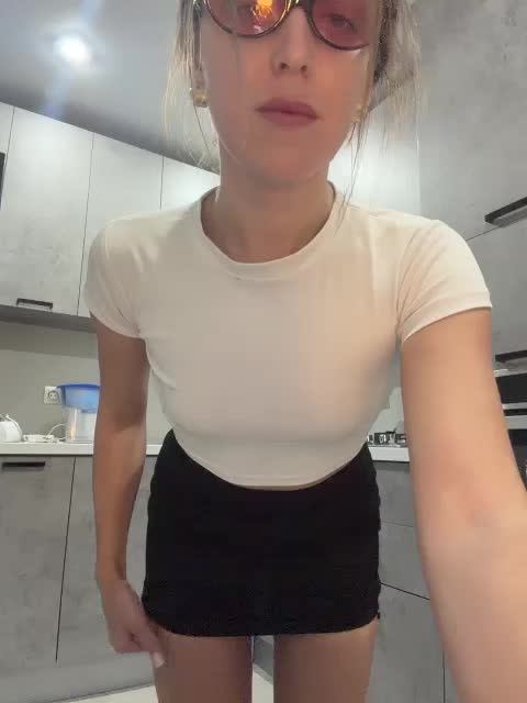 Zarina888 Adult Chat November 25, 2025