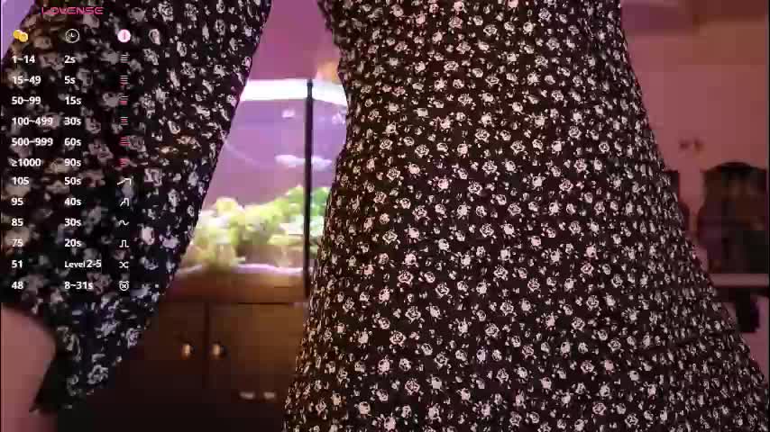 litllle_alis_a Adult Chat November 25, 2025