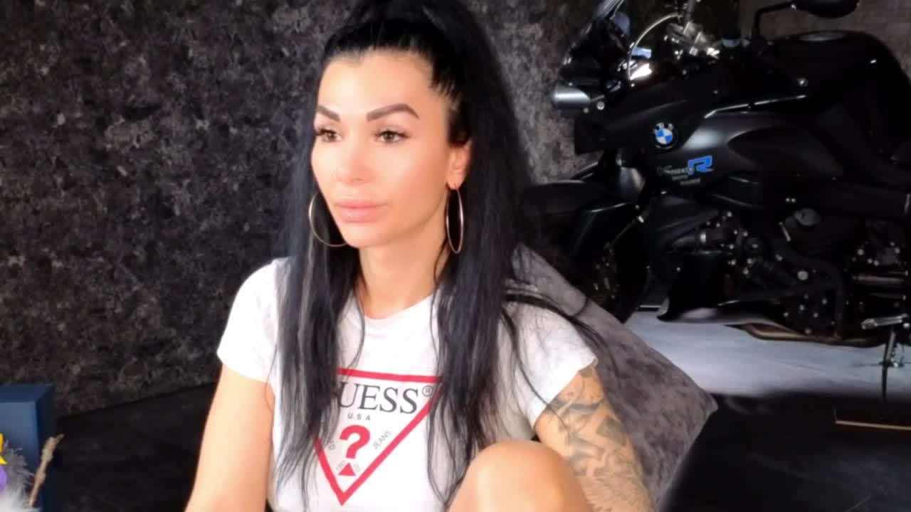 -BABAYAGA- Adult Chat November 25, 2025