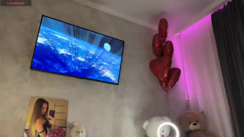 Funny_Bunny_ Adult Chat November 25, 2025