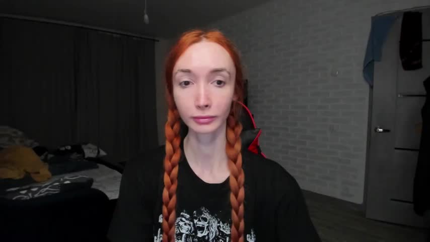 Roxy_Silver Adult Chat November 25, 2025