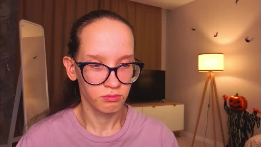 lynettebails Adult Chat November 25, 2025