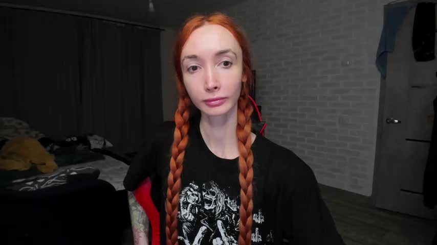 Roxy_Silver Adult Chat November 25, 2025