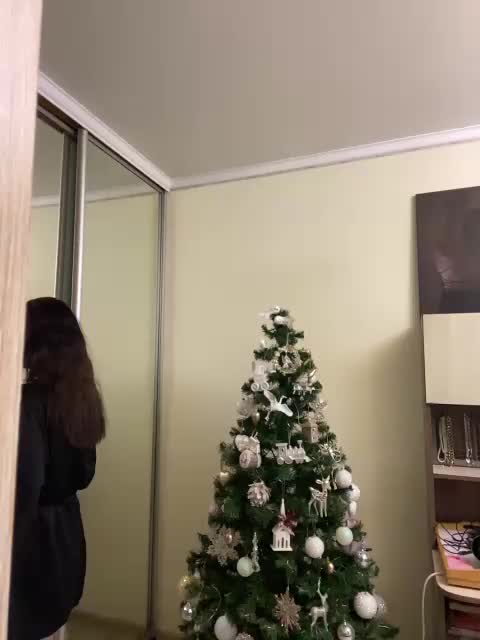 AB_runette Adult Chat November 25, 2025