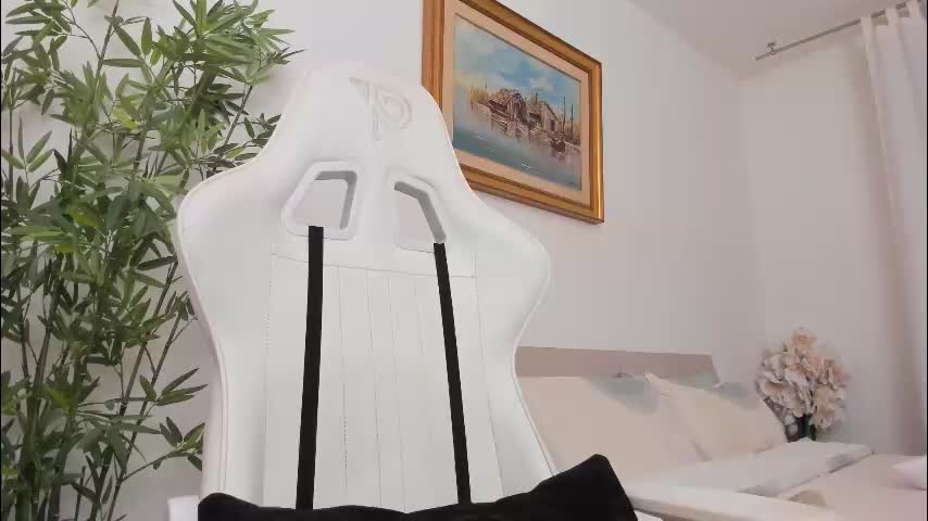 christine0990__ Adult Chat November 25, 2025