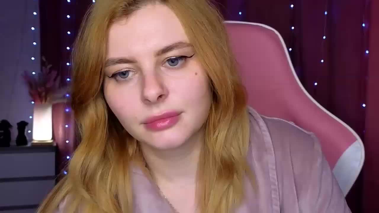 Venus_ Adult Chat November 25, 2025