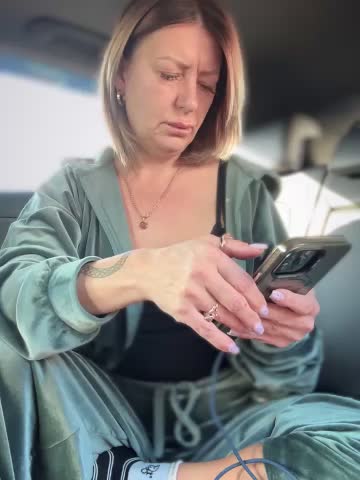 Milena-MilfaXXX Adult Chat November 25, 2025