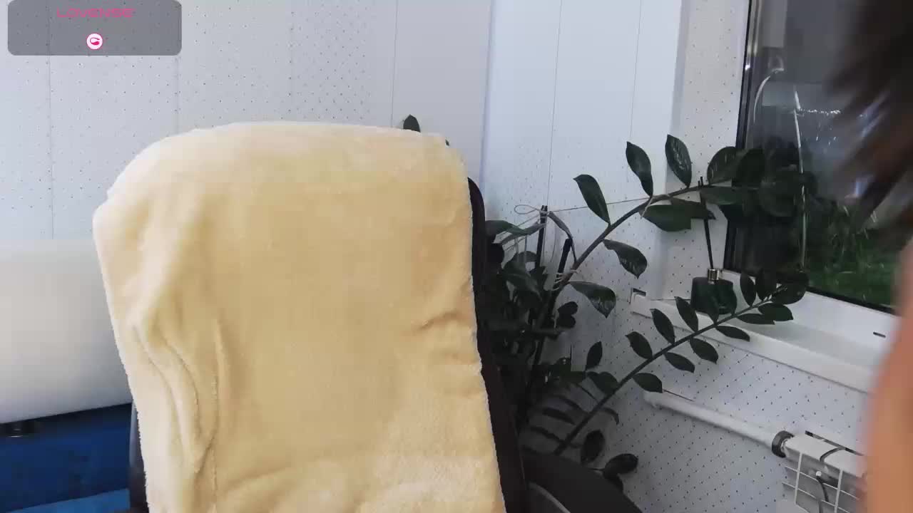 LinaCrave Adult Chat November 25, 2025