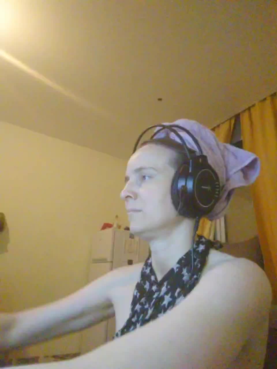 Magretta_Dering Adult Chat November 25, 2025