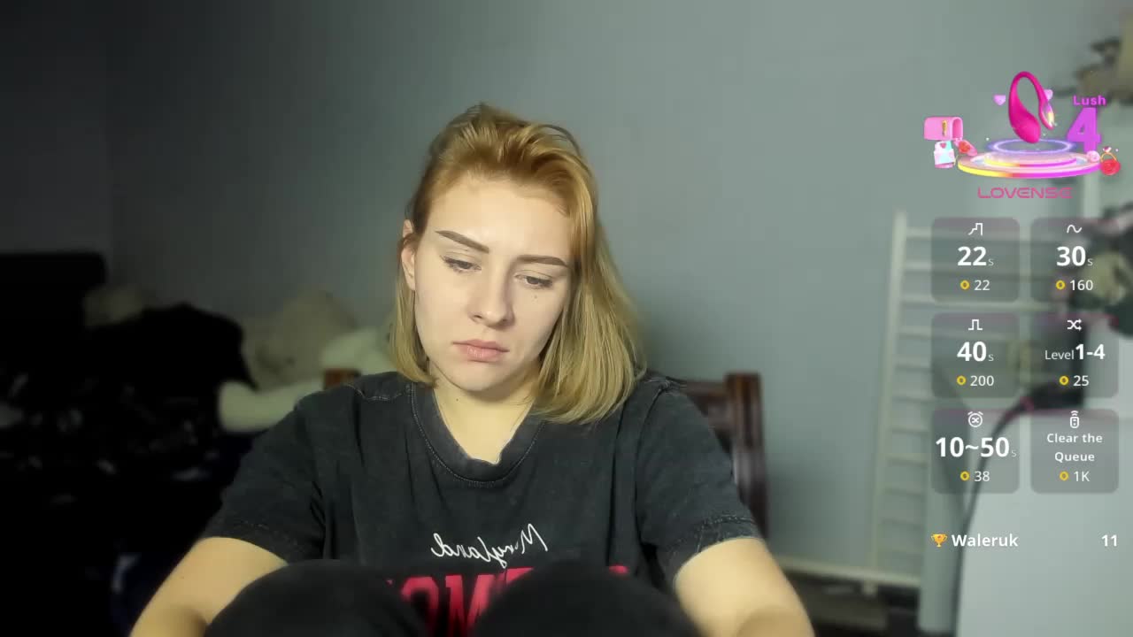 KissyKristy Adult Chat November 25, 2025