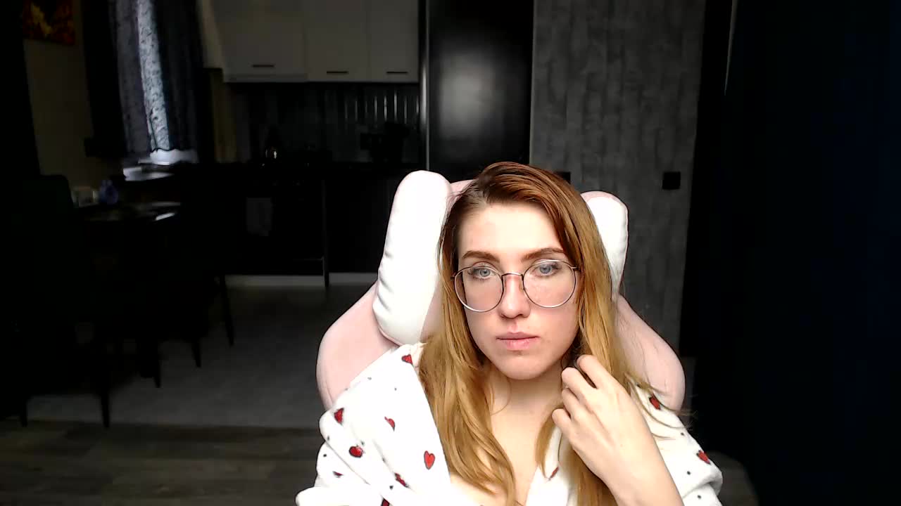 Regimasmile Adult Chat November 25, 2025