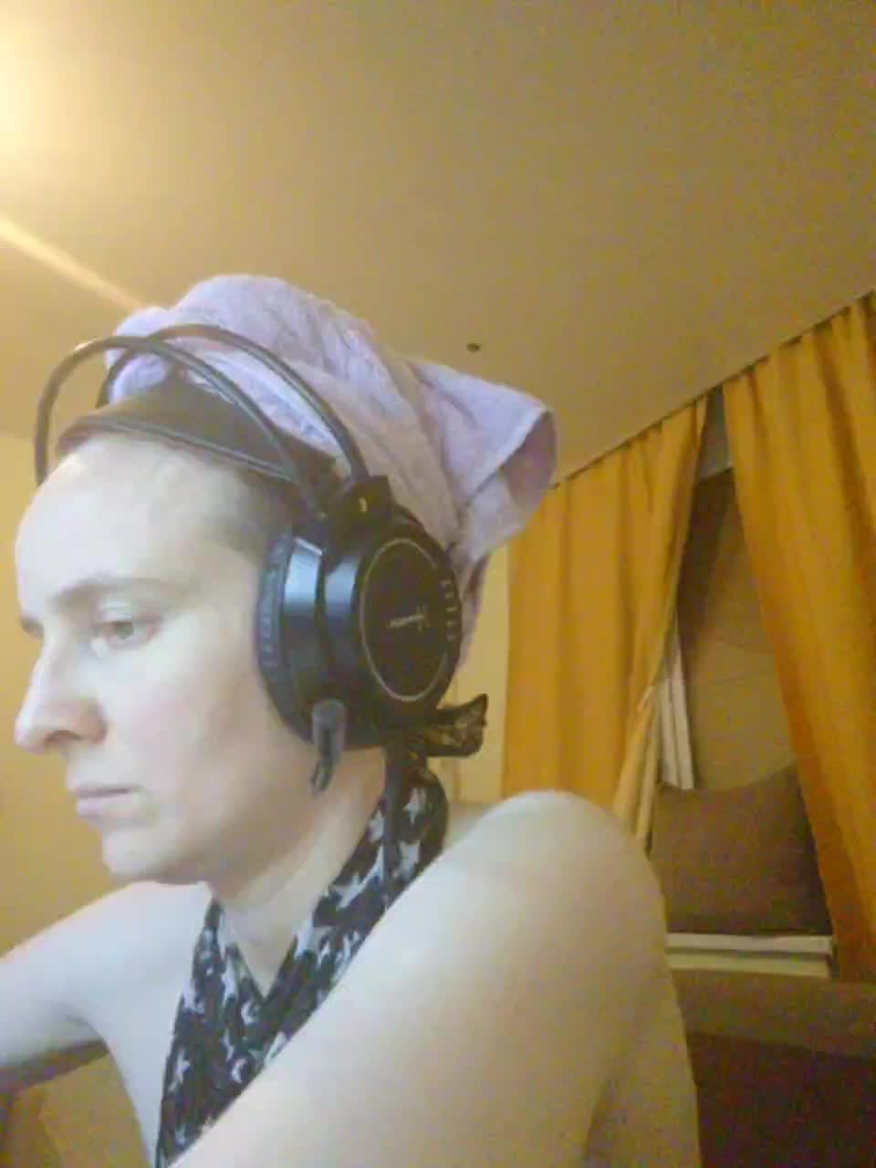 Magretta_Dering Adult Chat November 25, 2025