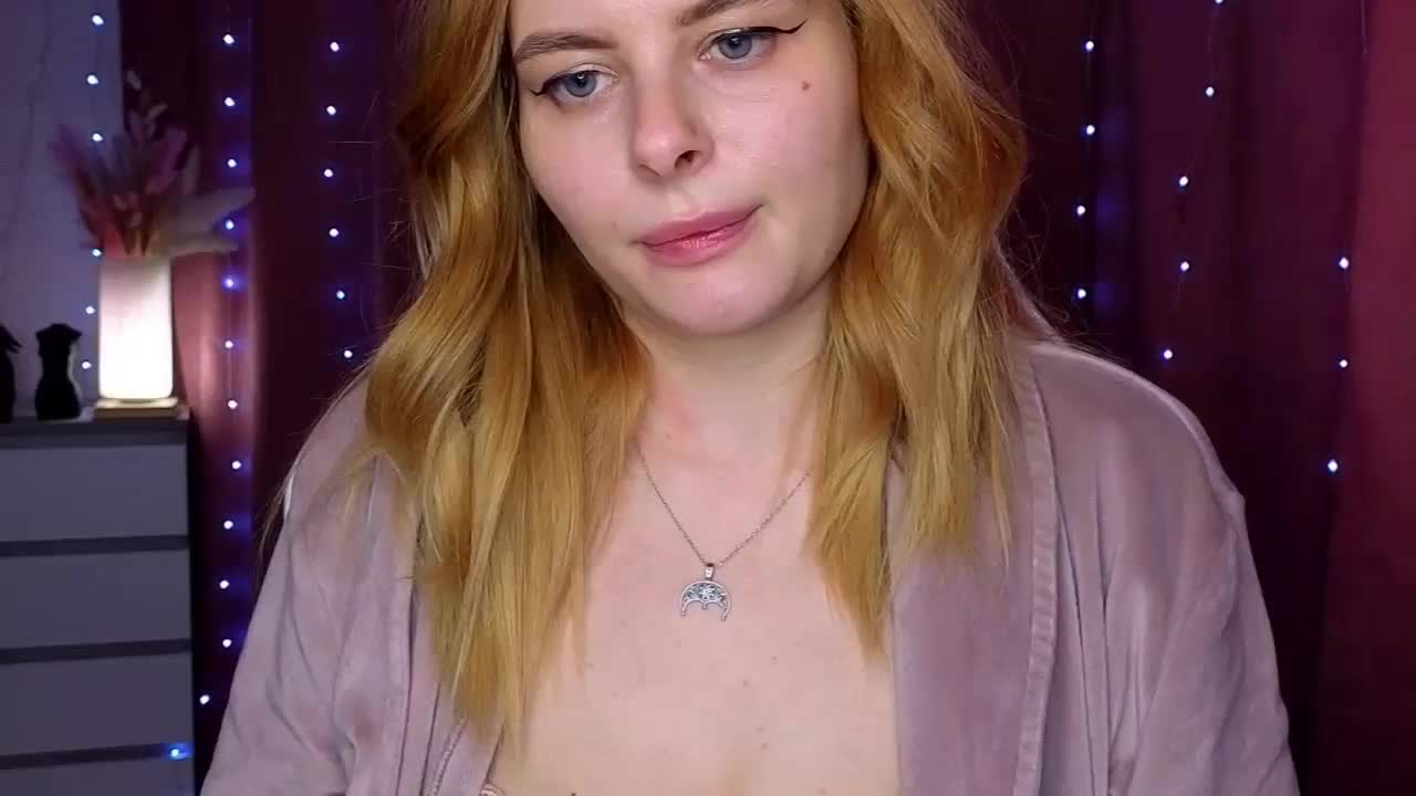 Venus_ Adult Chat November 25, 2025