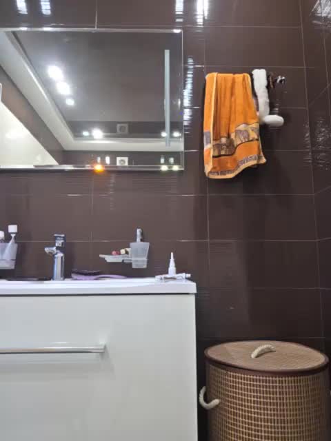 FLUFFY_BEAUTY Adult Chat November 25, 2025