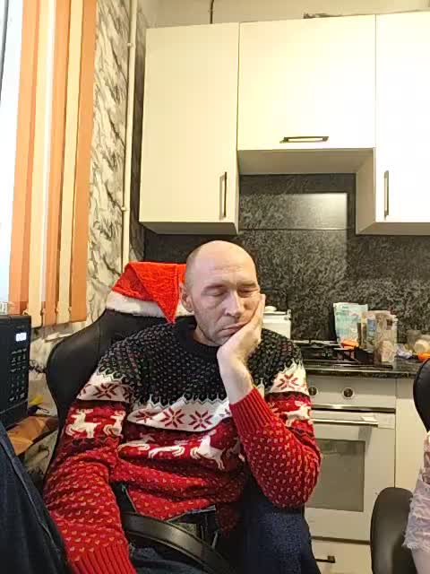 Innokentiy449 Adult Chat November 26, 2025