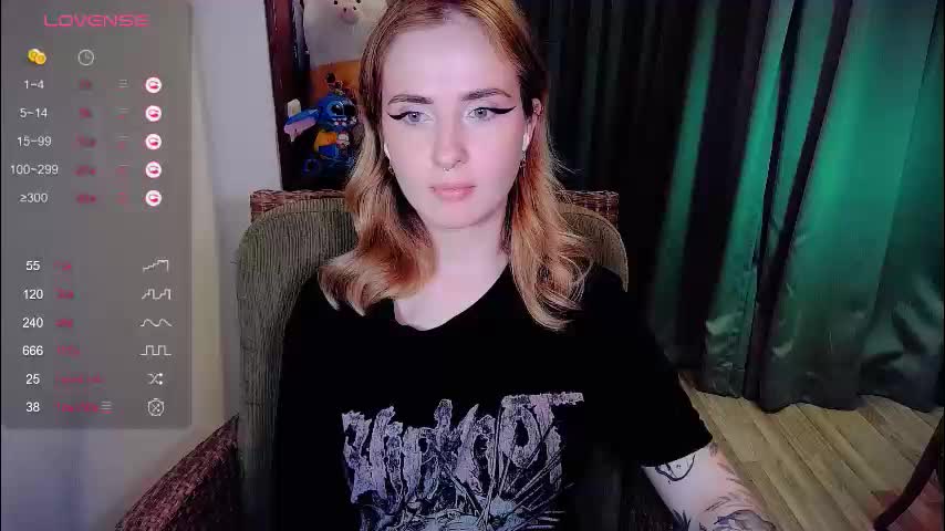 shyfoxxxy Adult Chat November 26, 2025