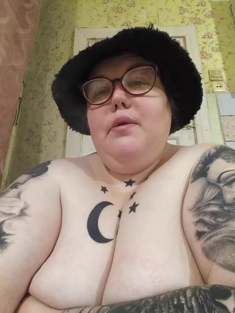 Svetlanka86 Adult Chat November 26, 2025