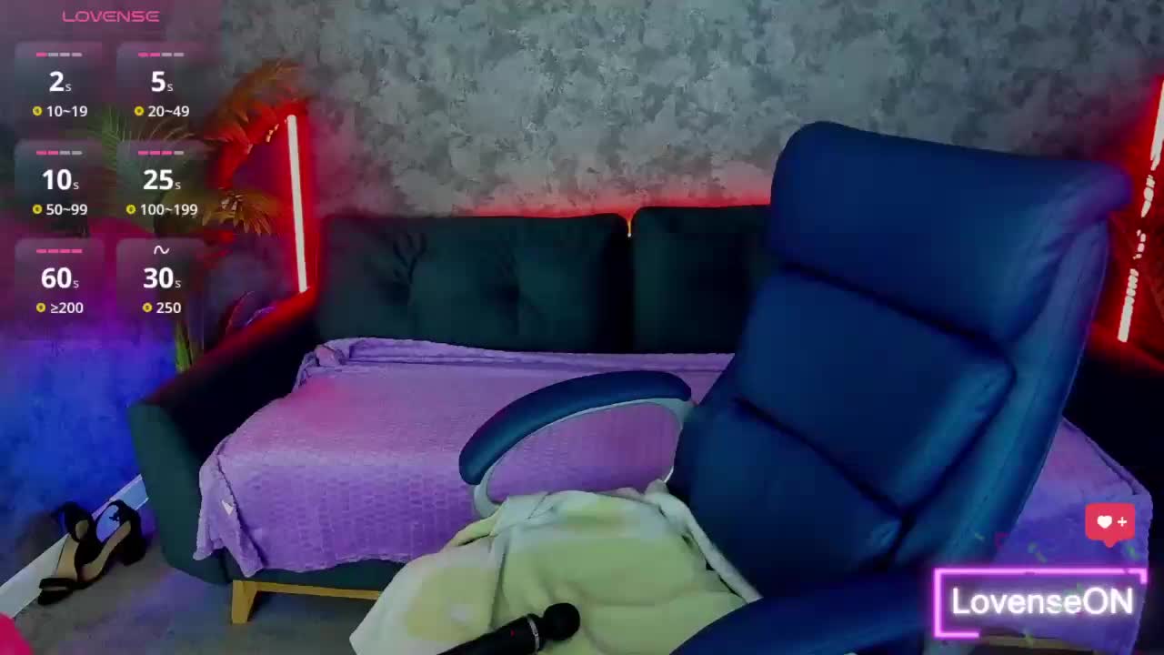 AliceOfWonders Adult Chat November 25, 2025